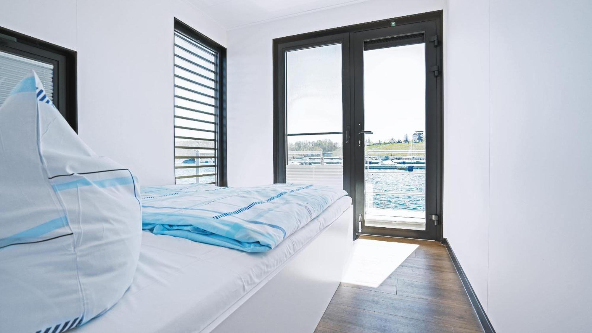 Hausboot Geiseltalsee - Floating House - Well Hausboote - Family & Friends Braunsbedra 外观 照片